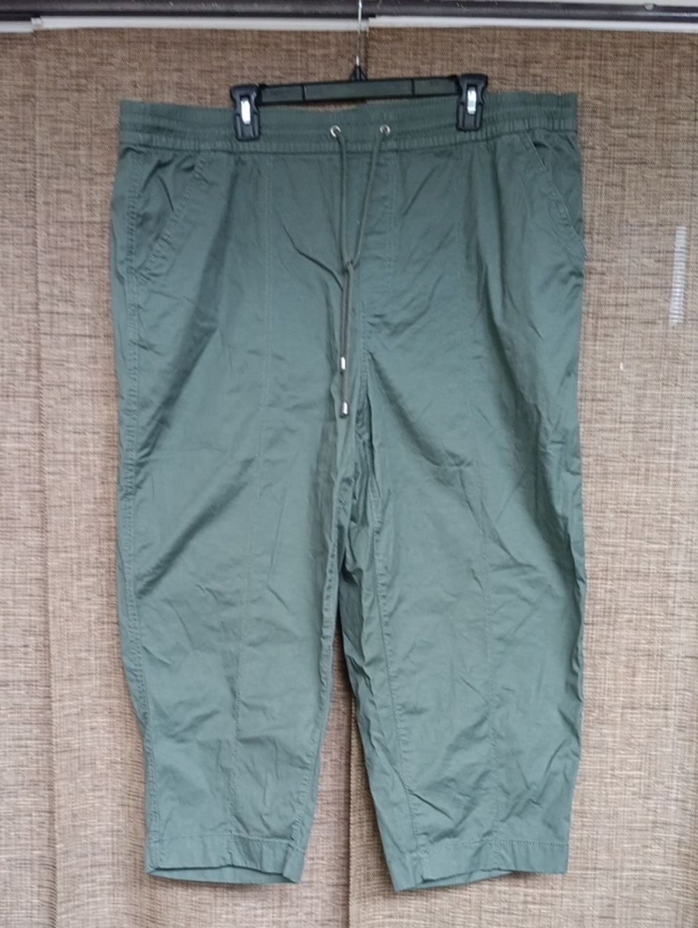 croft & barrow Olive Green Drawstring Cotton Capris Pants